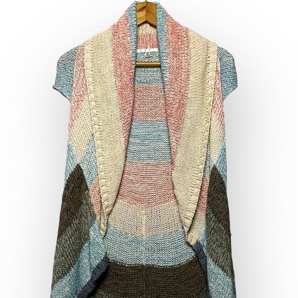 CAbi Line Up Open Front Circle Vest, Cardigan, Shrug, Sweater Size M Style 216 - Picture 3 of 13